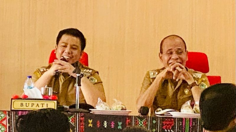 Bupati Bersama Wabup Samosir Pimpin Raker