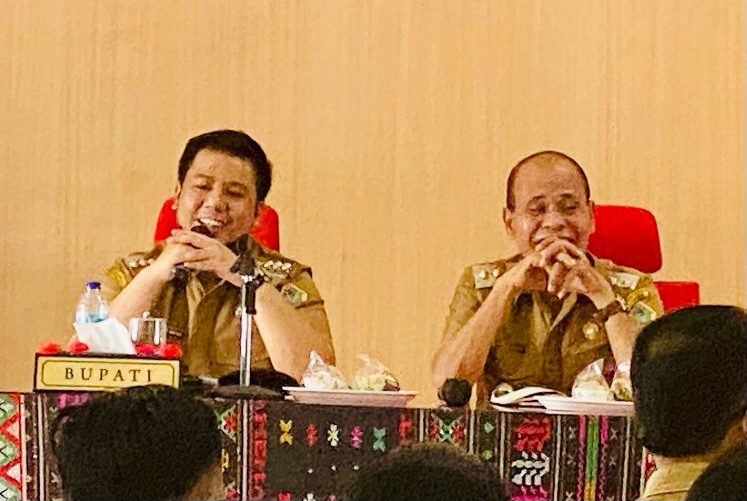 Bupati Bersama Wabup Samosir Pimpin Raker
