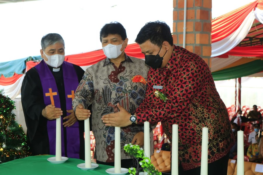 Bupati Samosir Hadiri Perayaan Natal Nasional KMDT