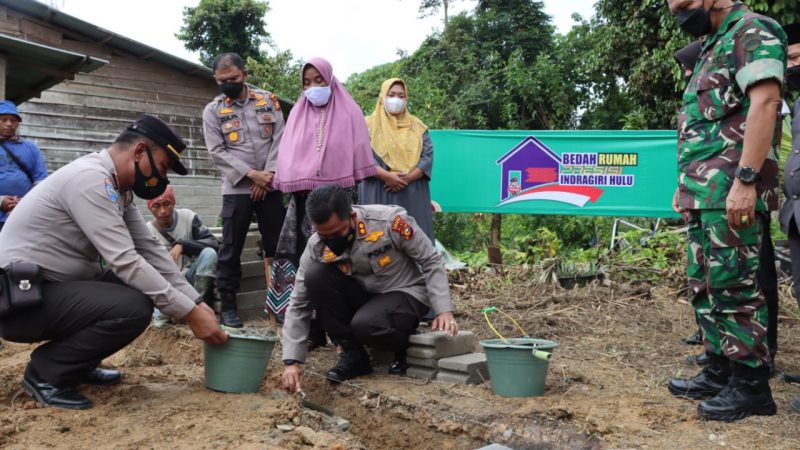 Kapolres Programkan Bedah Rumah Bagi Warga Kurang Mampu  Di Laksanakan Setiap Bulan di 14 Kecamatan Se Inhu 