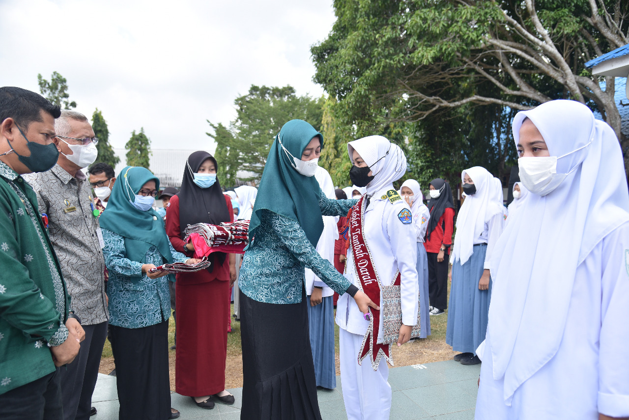 Ny. Maya Indriasari Zahir Lakukan Pengukuhan Duta Tablet Tambah Darah dan Sosialisasi
