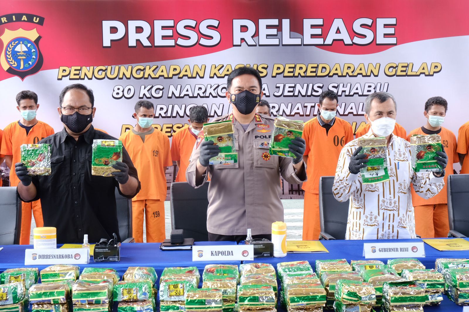Kapolda Riau Paparkan 80 Kg Sabu dan Ringkus 11 Pelaku
