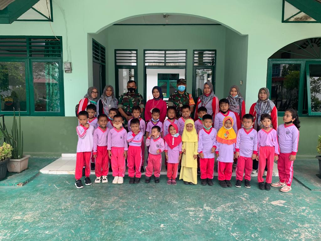 Koramil 04/Perawang Terima Kunjungan Anak PAUD Salsabila Nazihah