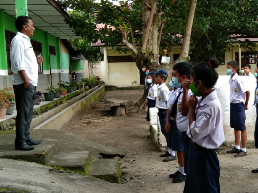 Pemkab Samosir Edukasi Pelajar Terhadap Lingkungan