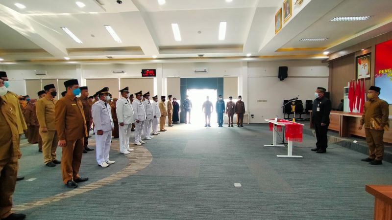 Zahir Lantik Pejabat Administrator Dan Pengawas di Lingkungan Pemkab Batu Bara   