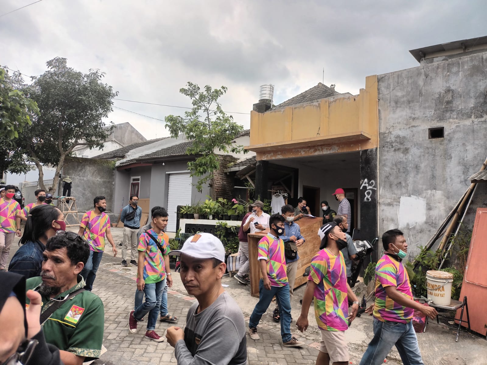 Warga Beji Kota Batu Tak Punya Tempat Tinggal , Setelah Rumahnya Di Eksekusi PN Malang