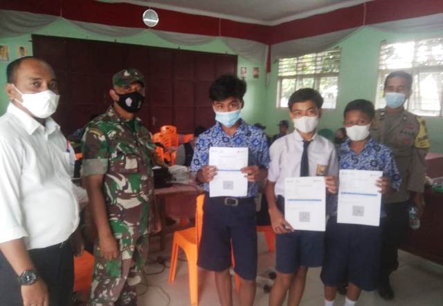 SMPN 4 Satu Atap Pantai Labu Lakukan Vaksin Tahap II