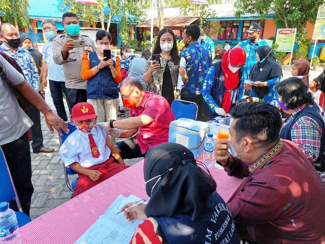 Muspika Pantai Labu Launching Vaksinasi Anak