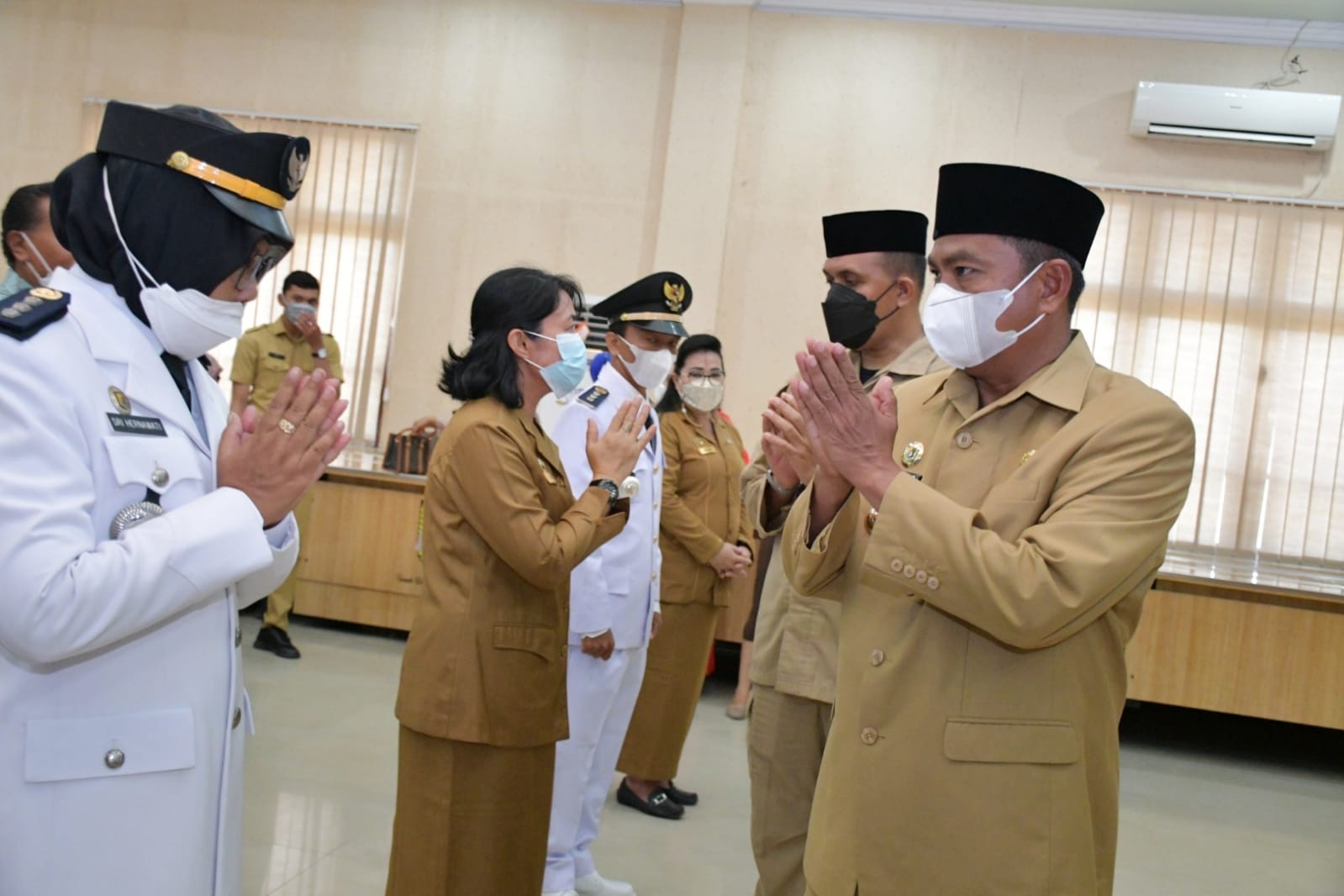 Tingkatkan Disipilin dan Kinerja, Bupati Sergai Non Jobkan Istri