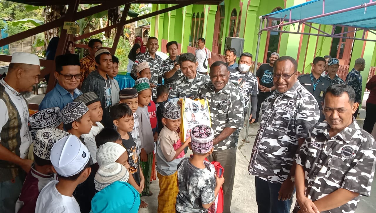 DPD BAPERA Kabupaten Sorong Selatan Dan Maybrat Gelar Bakti Sosial Khitanan Massal.