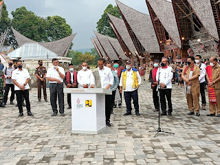Bupati Samosir, Sambut Presiden RI Jokowi