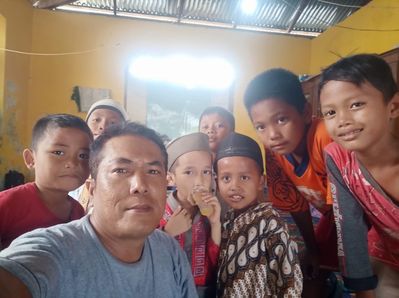 Sempat Viral! Ternyata Aiptu Marudut Panggabean Sosok Peduli Bagi Warga Belawan Sicanang