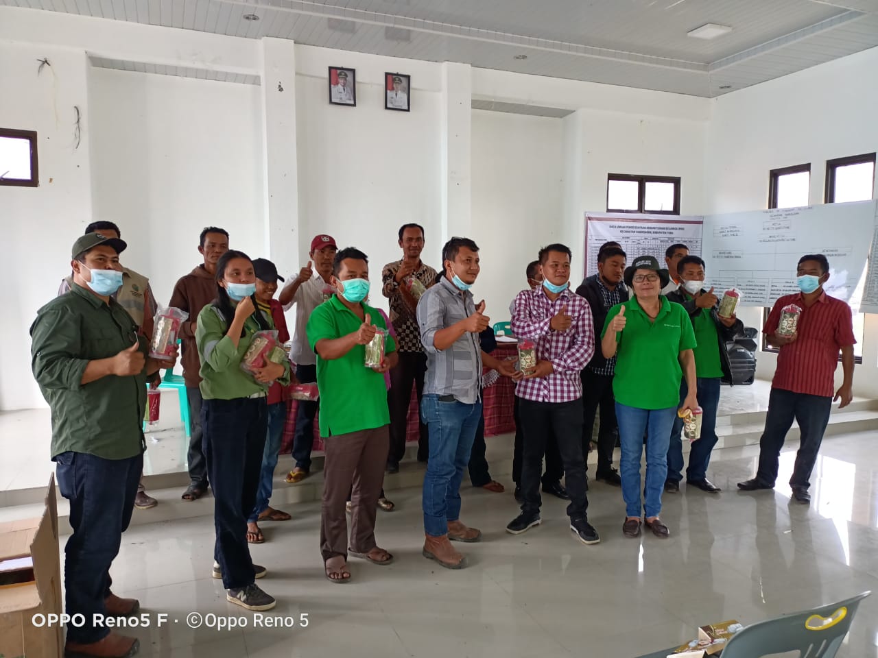 PT Toba Pulp Lestari Sektor Habinsaran Dukung Kelompok Tani Kopi