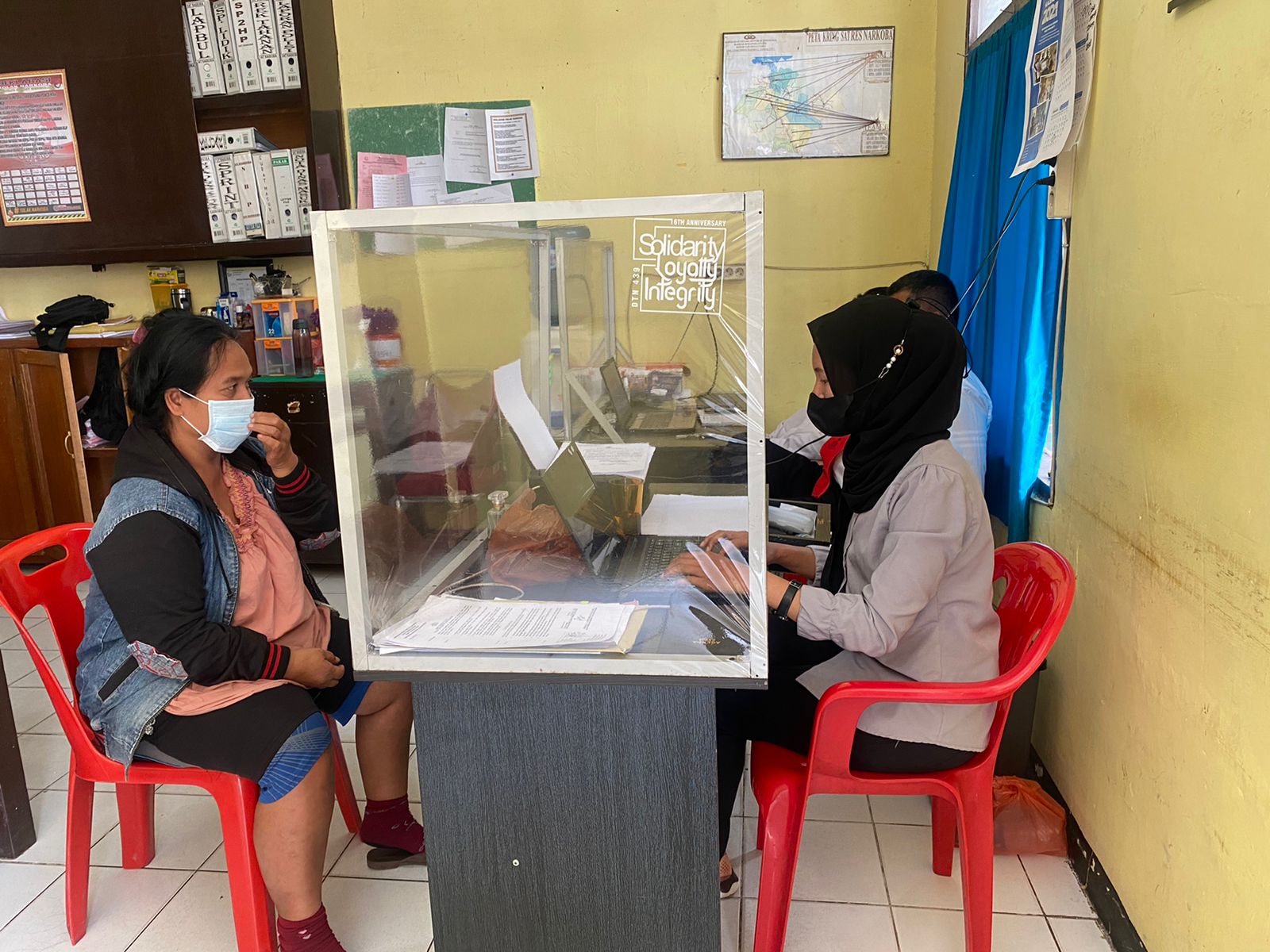IRT Penjual buah sambil jual Narkoba berhasil di ringkus Sat Narkoba Polres Taput