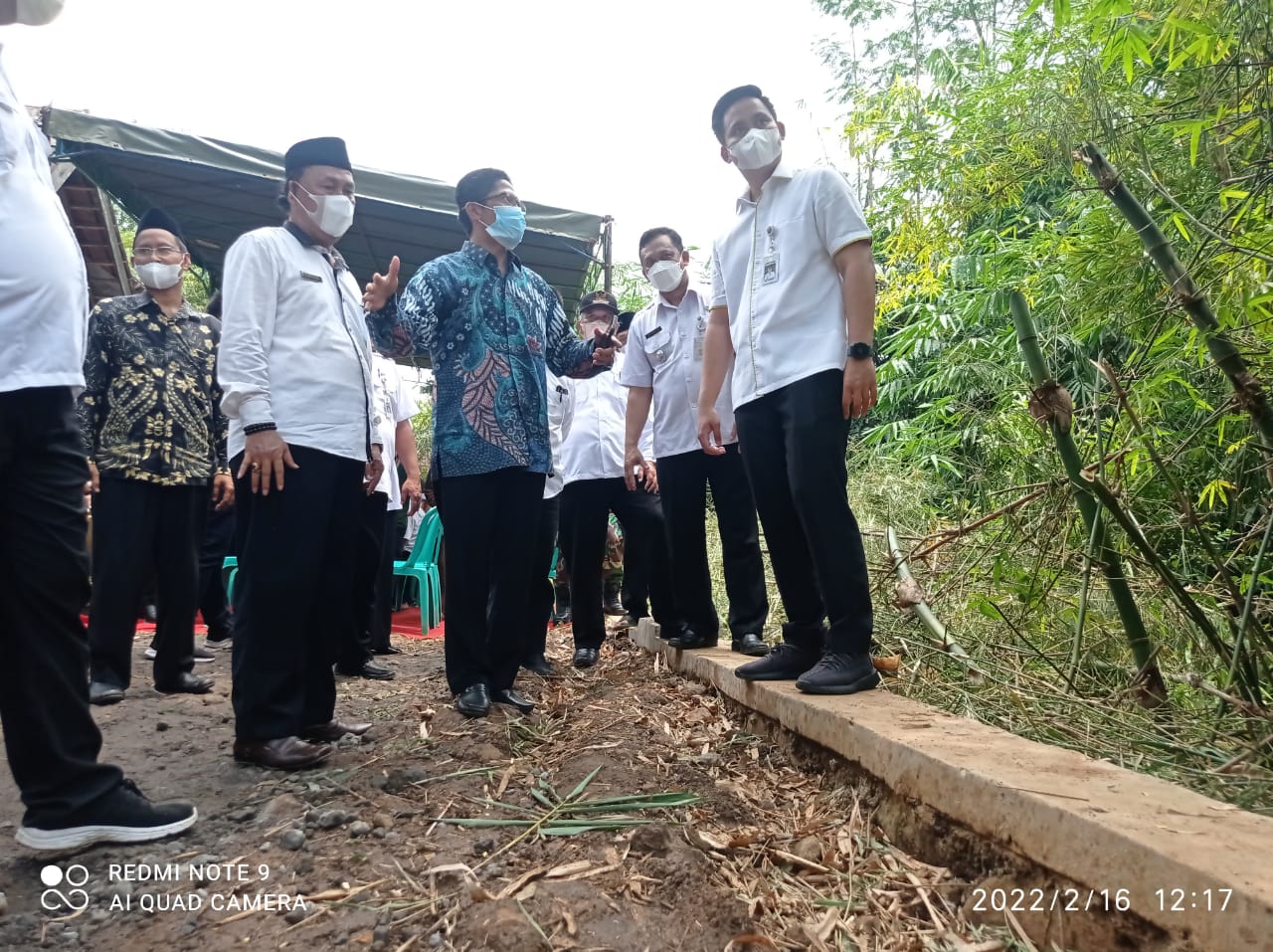 Bupati Dico Monitoring Pembangunan Bantuan BKK Di 2 Desa Karangtengah dan Penjalin
