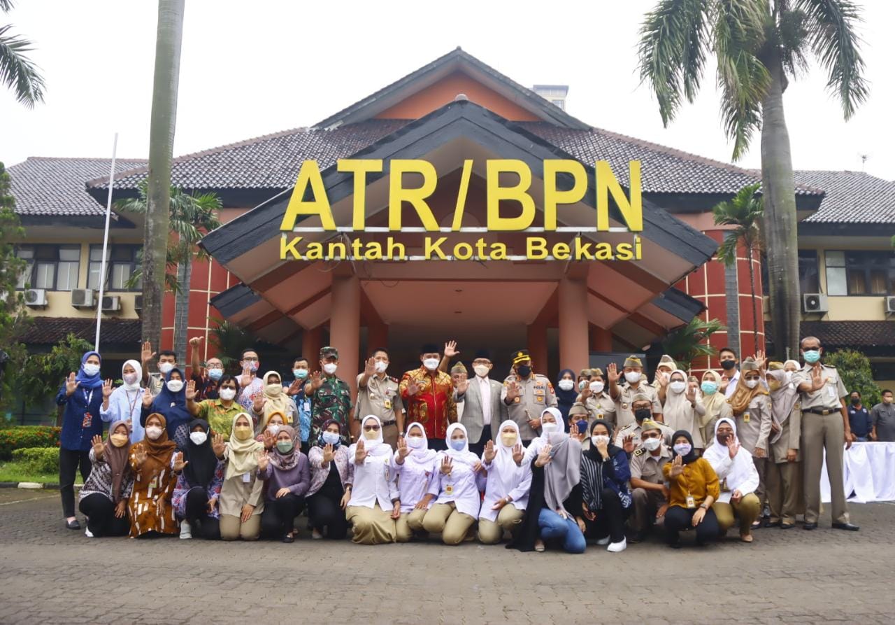 ATR/BPN kota Bekasi mendeklarasikan pencanangan pembangunan zona integritas menuju WBK
