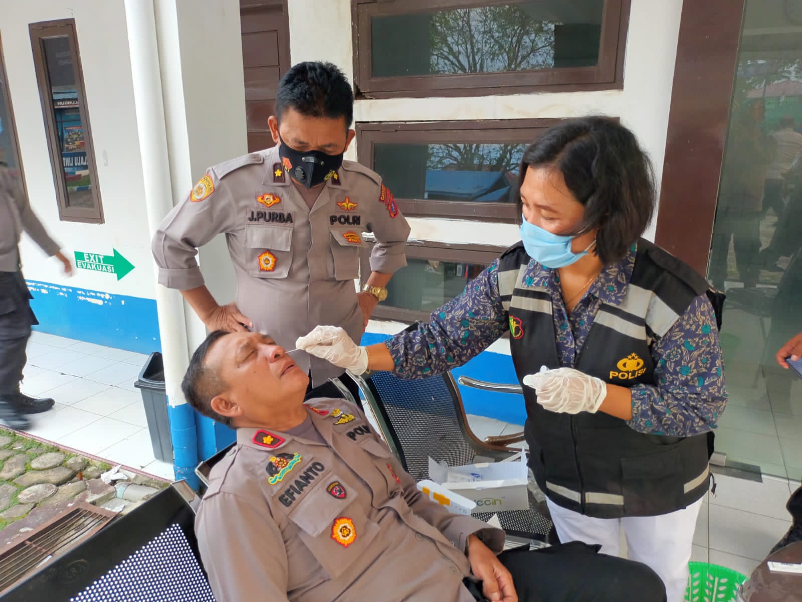 Pastikan Intstrumen PJU Polres Simalungun Sehat, Kapolres Minta Semua Diswab Sebelum Anev Di Ruangan Terbuka