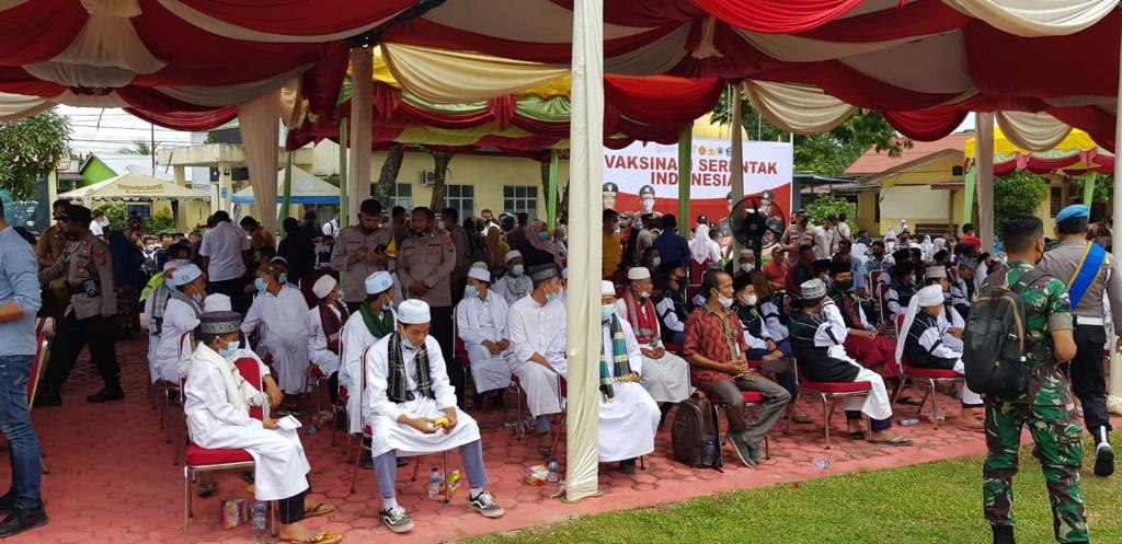 Tinjau Vaksinasi Serentak, Pangdam I/BB dan Kapoldasu Ungkap Dua Kunci Penting Atasi Omicron