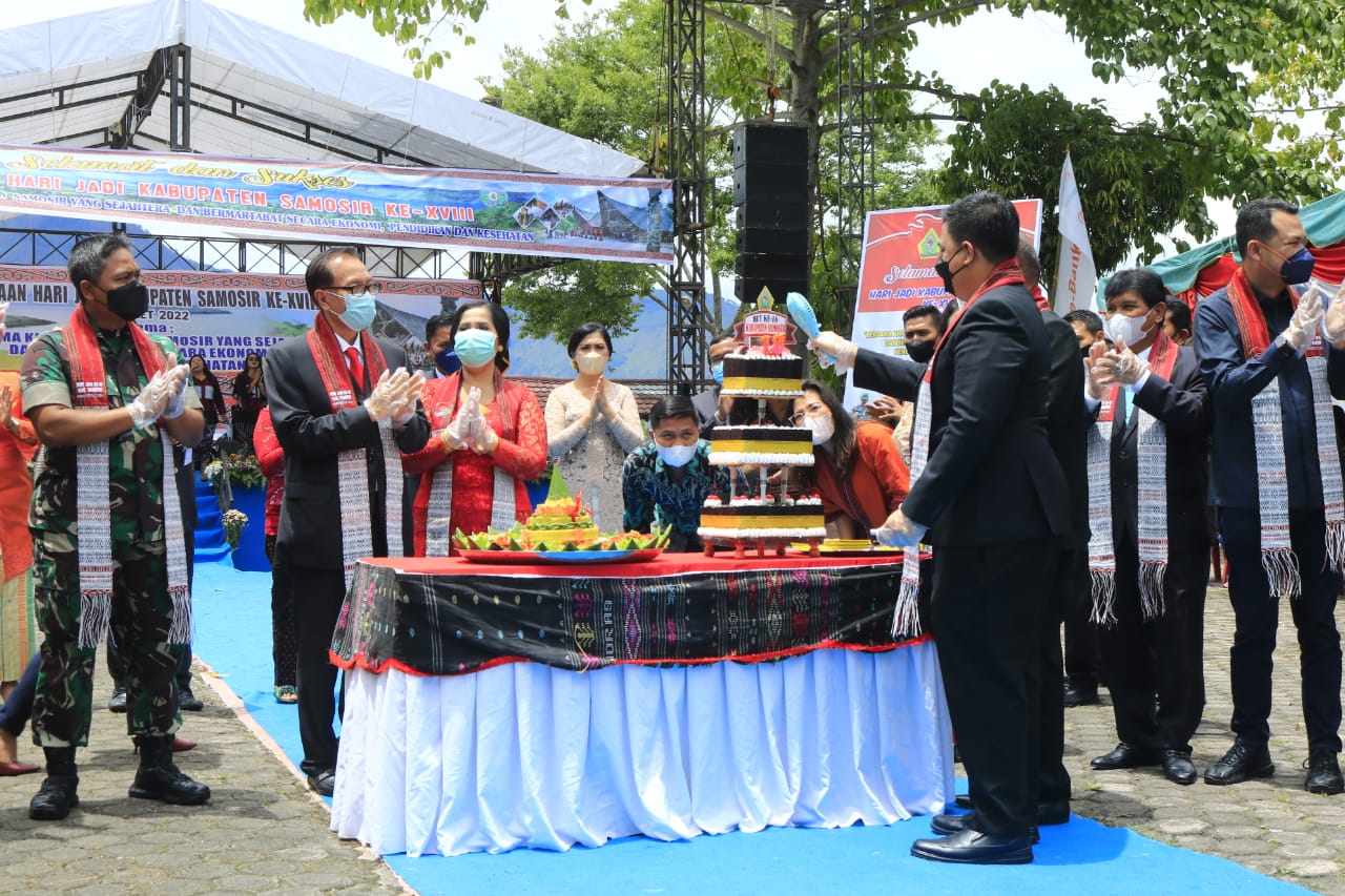 Pemkab Samosir Rayakan HUT ke-18 Tahun 2022