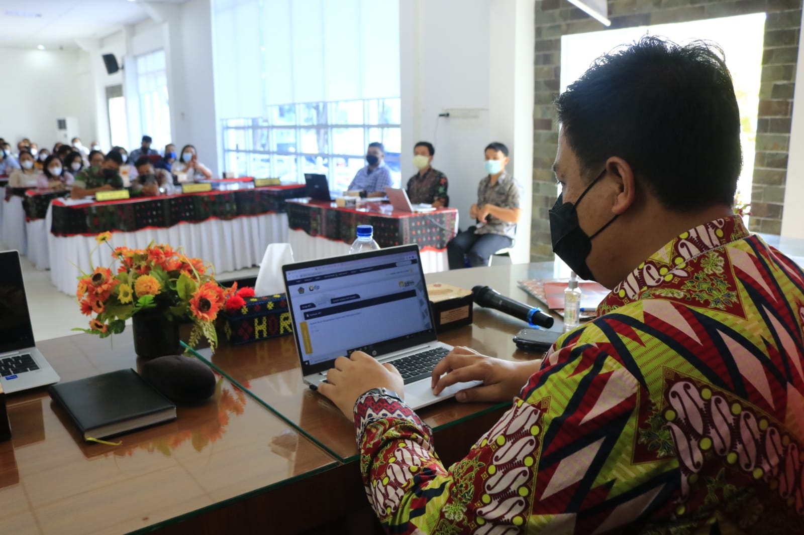 Bupati Samosir, Ajak Masyarakat Sukseskan Patuh dan Taat Pajak