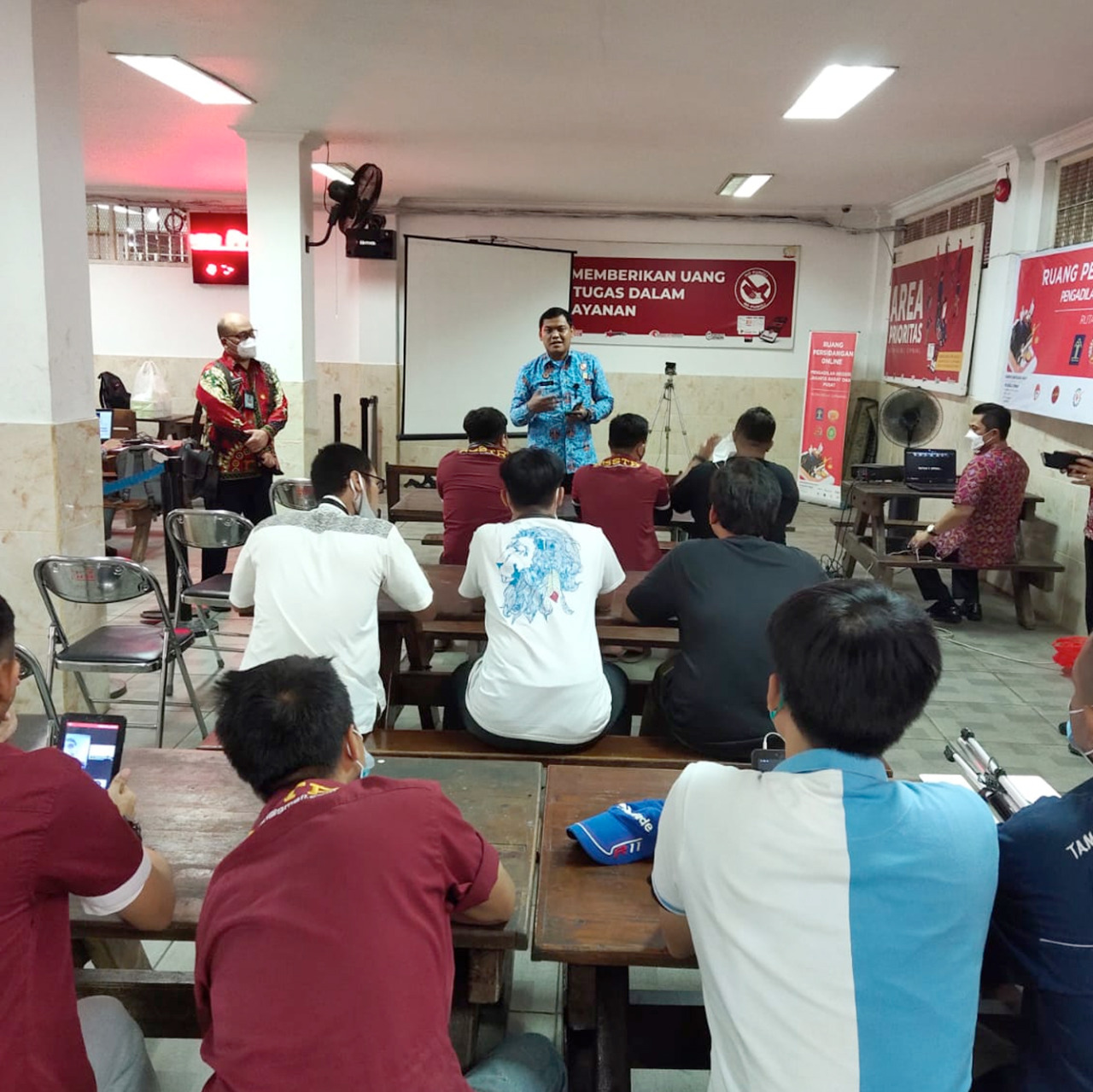 Kepala Rutan Cipinang Kanwil Kemenkumham DKI Jakarta Sambut Visitasi Litmas Pembimbing Kemasyarakatan Dari BPSDM