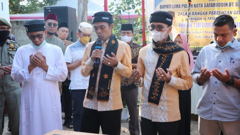 Ustadz Abdul Somad Bersama Bupati Safaruddin Resmikan Pondok Tahfidz Al-Fattah Guguak