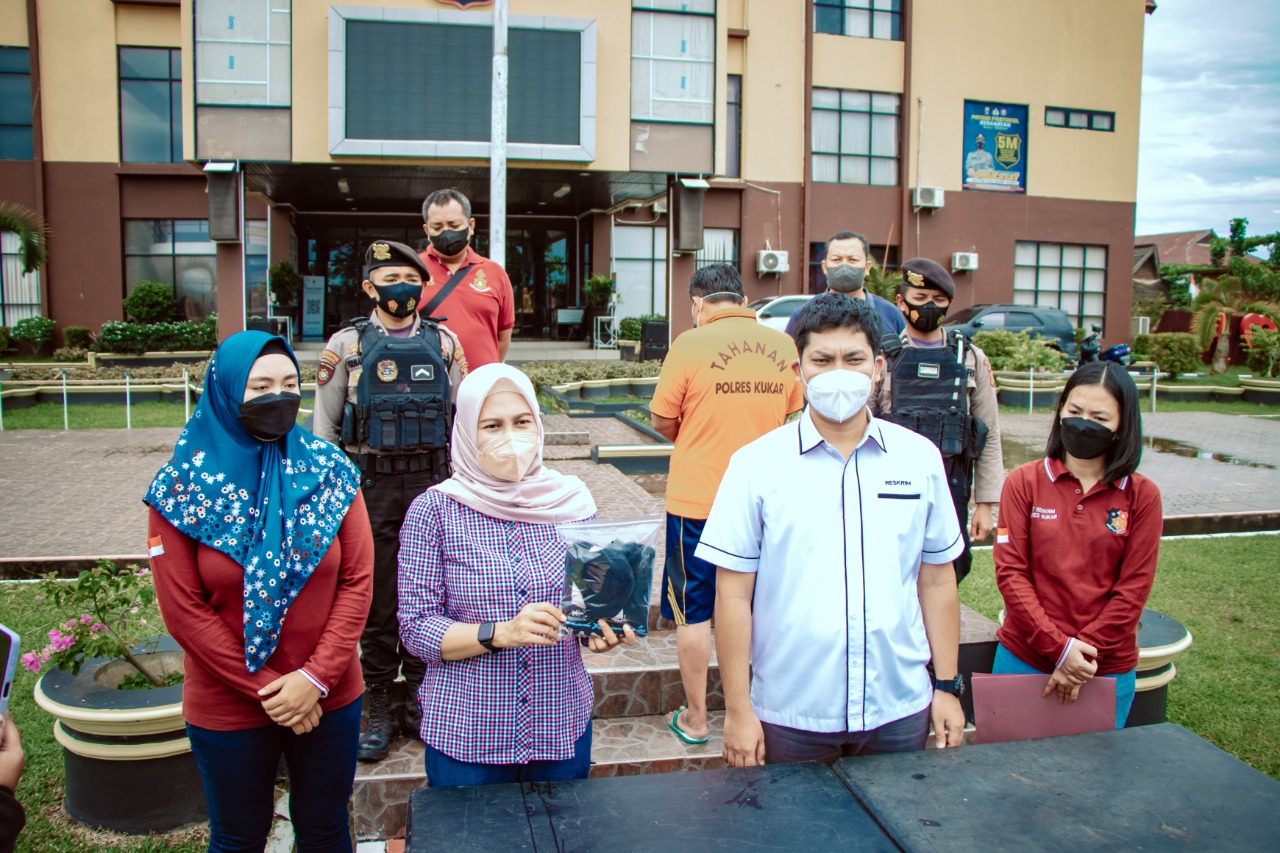 Polres Kukar Gelar Press Release Kasus Persetubuhan Anak Dibawah Umur