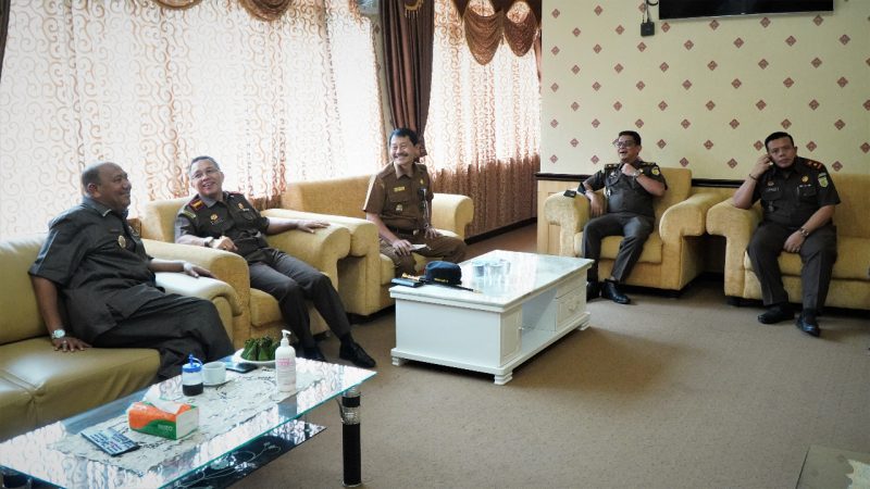 Kajari Langkat M.Abeto Harahap S.H, M.H Kunjungi Plt Bupati Langkat H. Syah Afandin S.H