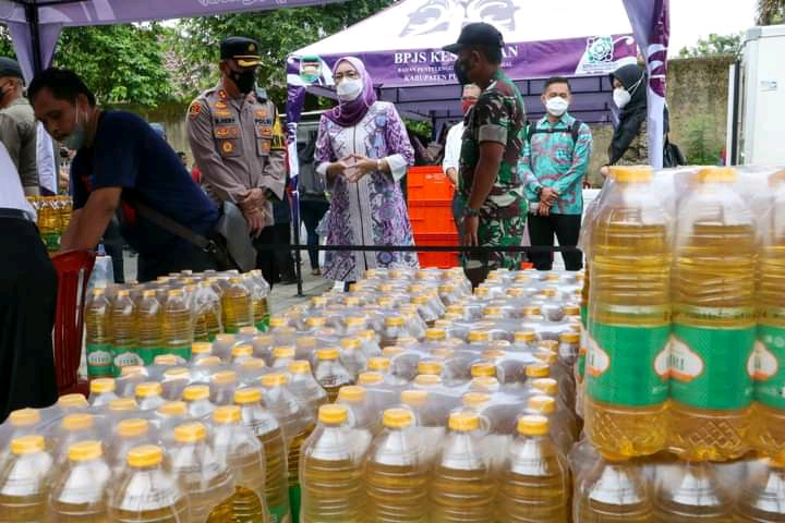 Sambut Ramadhan, Pemkab Purwakarta Gelar bazar murah Sembako