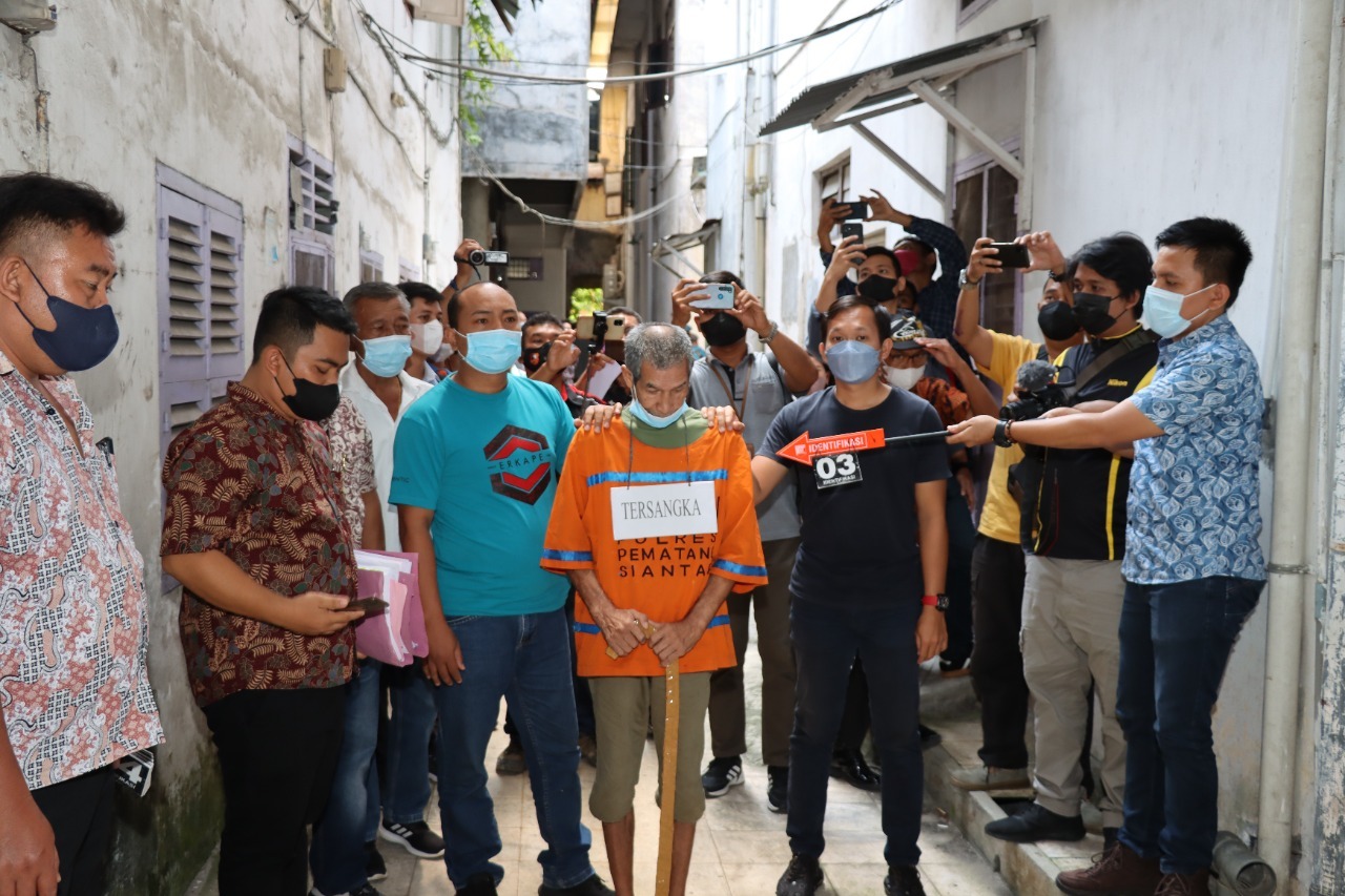 Polres Pematangsiantar Gelar Rekonstruksi Kasus Pembunuhan Korban Stevan Theodore