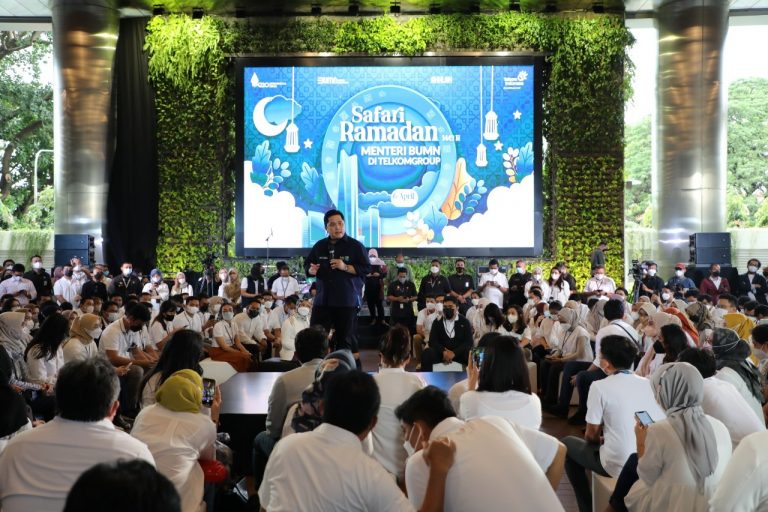 Menteri BUMN Safari Ramadhan di TelkomGroup