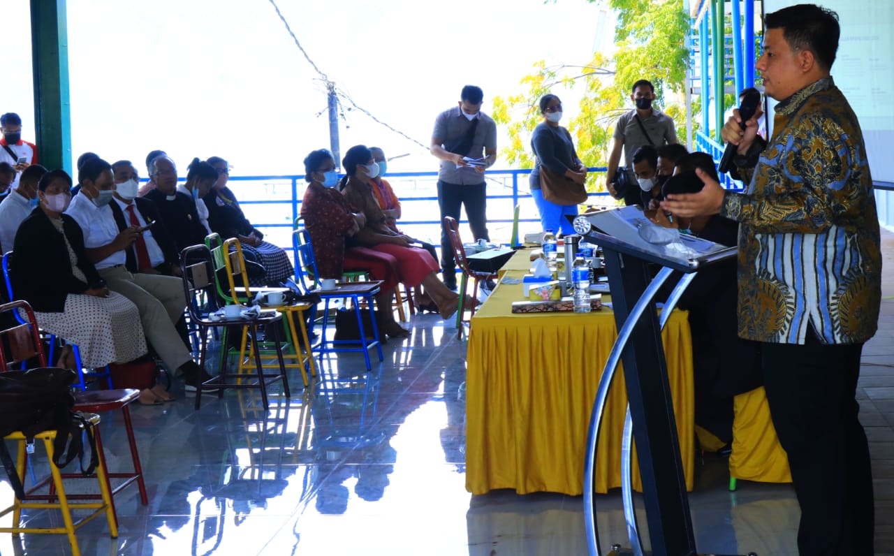Bupati Samosir, Hadiri Acara Pemberdayaan Sintua HKBP Distrik VII