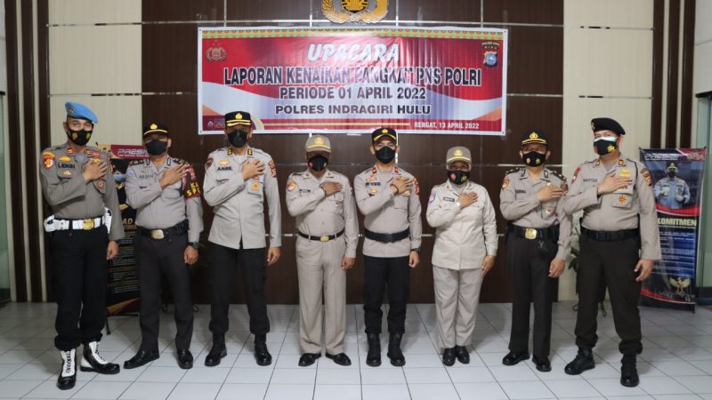 Periode 1 April 2022,  2 PNS Polri di Polres Inhu Dapat Penghargaan