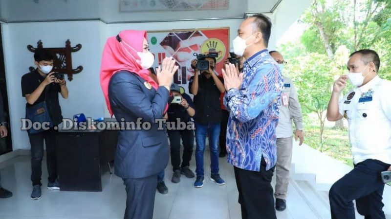 Bupati Winarti Menerima kunjungan Kerja Zudan Arif Fakrulloh Acung Jempol Melihat Kinerja Mall Pelayanan Publik (MPP) Kab Tulang Bawang