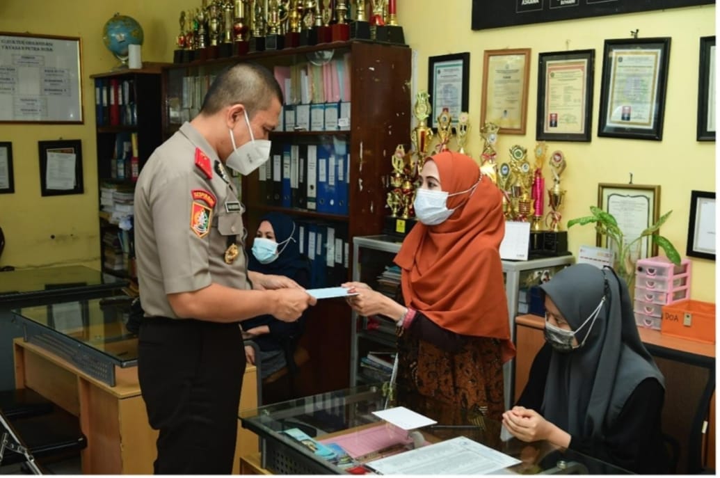 Serdik Sespimen Angkatan ke 62 Memberikan Bantuan Pembangunan Musholla Hingga ke Panti Asuhan