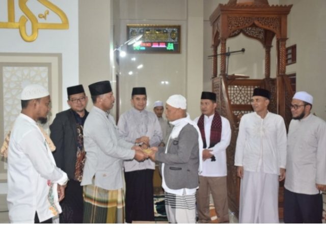 Kanwil dan Kemenag Bener Meriah Safari Ramadan di Simpang Balik