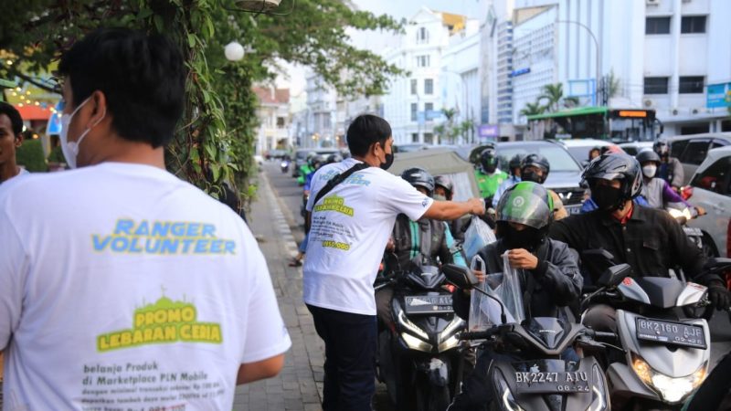 PLN Sumut Sosialisasi Promo PLN Sambil Berbagi Makanan Berbuka