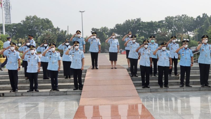 Kalapas kelas 1 Cipinang Laksanakan Ziarah di TMP Kalibata
