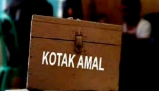 Karena Bobol Kotak Amal Musalla , Pria Jember Digelandang Warga Ke Polsek