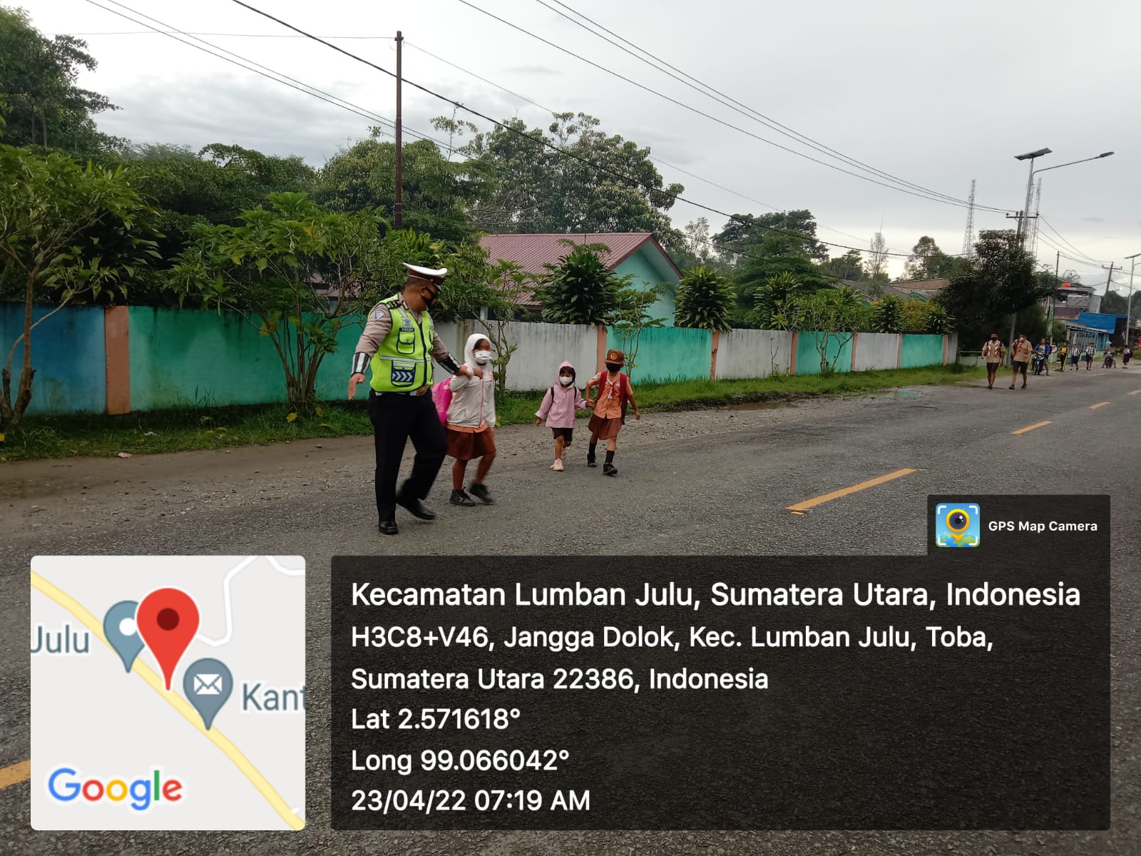 Sat Lantas Polres Toba Laksanakan Giat Gatur Lalin Pada Pagi Hari