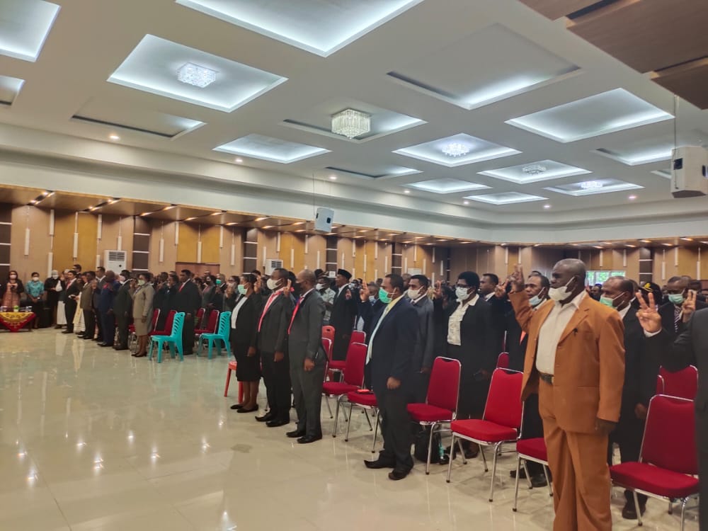 Bupati Samsudin Anggiluli,SE : Tidak Ada Kata Tempat Basah Atau Kering Untuk Melayani Masyarakat Sorong Selatan