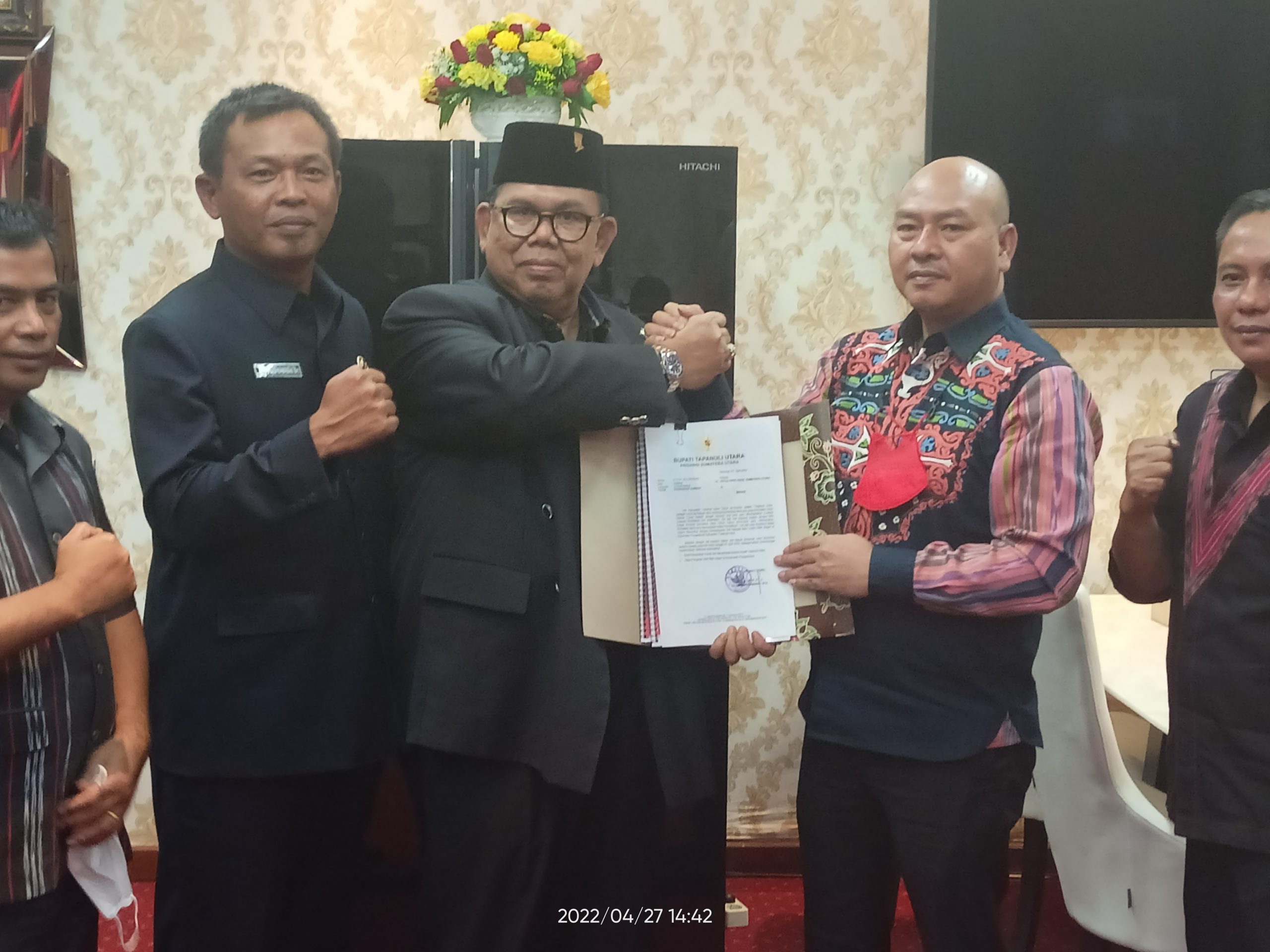 Bupati Taput Temui Ketua DPRD Sumut Usulkan Pembangunan Gedung SMAN Baru di Kecamatan Pangaribuan 