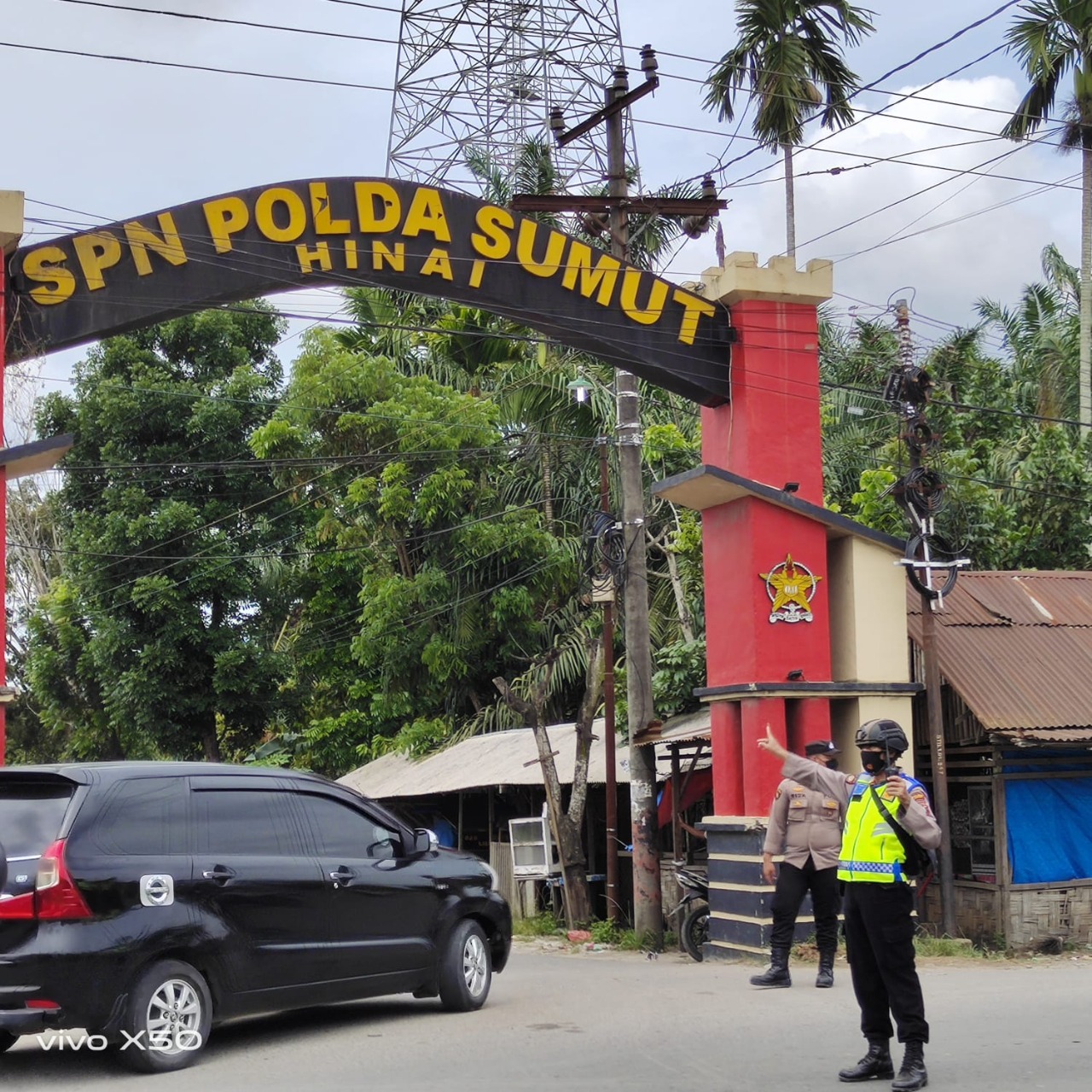 Sat Samapta Polres Langkat Melaksanakan Pengaturan Lalin Jalinsum Medan – Aceh