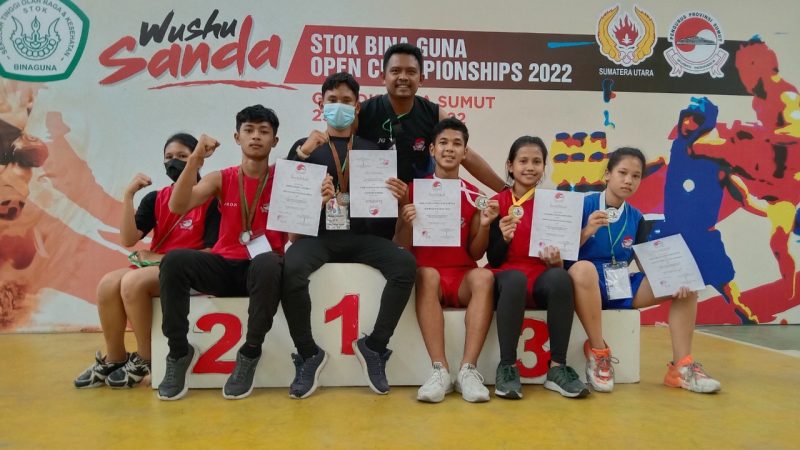 Tim Atlet Wushu SMP Bonapasogit Sejahtera Raih 5 Medali Kejuaraan