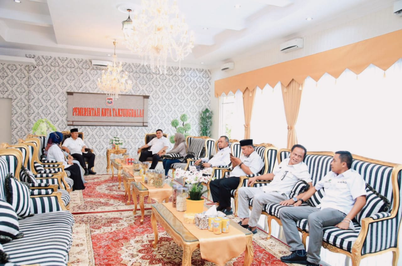 Plt Walikota Tanjungbalai Terima Kunjungan Silaturahmi Bupati dan Wakil Bupati Labura