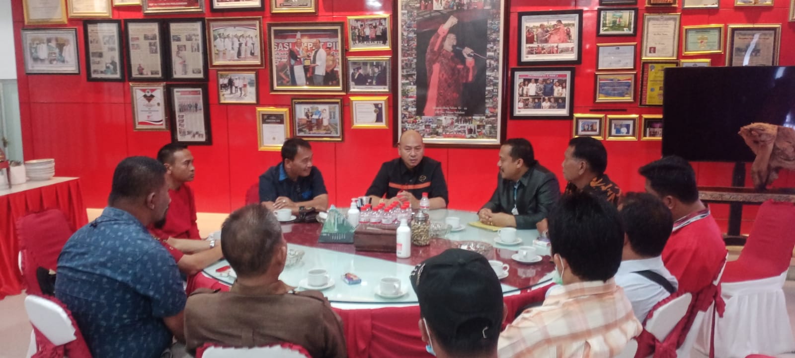 Terima Audensi Panitia, Praeses HKBP dan Bupati Taput Dukung Rakernas dan Partangiangan Bolon Manalu se Indonesia