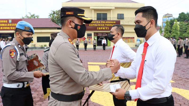 21 Personil Polres Tanjungbalai Diberi Penghargaan Rewards, 2 Orang Perwira Mendapatkan Punishment