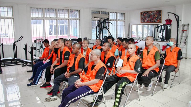 Rutan Cipinang Kanwil Kemenkumham DKI Jakarta Bersama Lembaga Bantuan Hukum Masyarakat Berikan Penyuluhan Hukum Kepada 20 Warga Binaan.