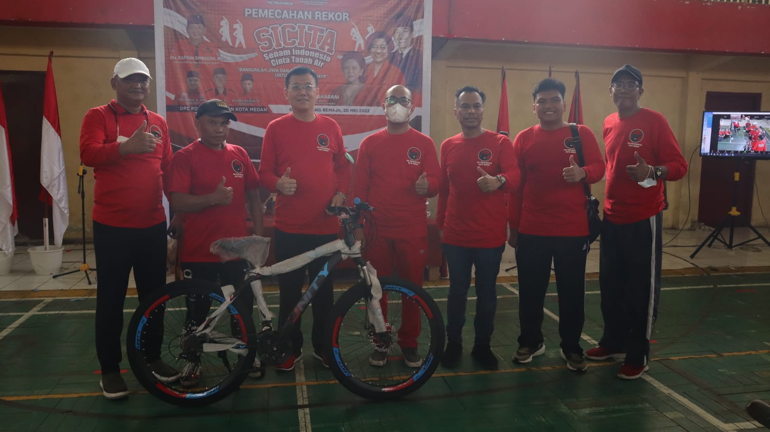 DPC PDI Perjuangan Kota Medan Ikuti Senam “Indonesia Cinta Tanah Air”