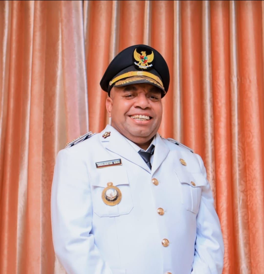 Drs.Paulus Waterpauw, M.Si, Resmi Lantik Sekda Tambrauw Jadi Penjabat Bupati Tambrauw